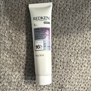 Redken Acidic Bonding Concentrate 5 Minute Hair Mask White 1 oz NEW